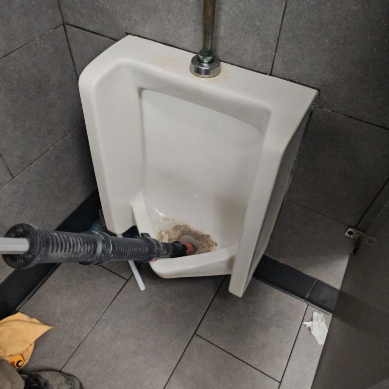 Emergency Plumber in Cerritos, CA